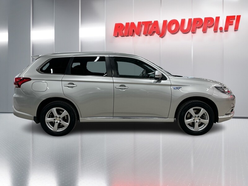 Mitsubishi Outlander PHEV vaihtoauto