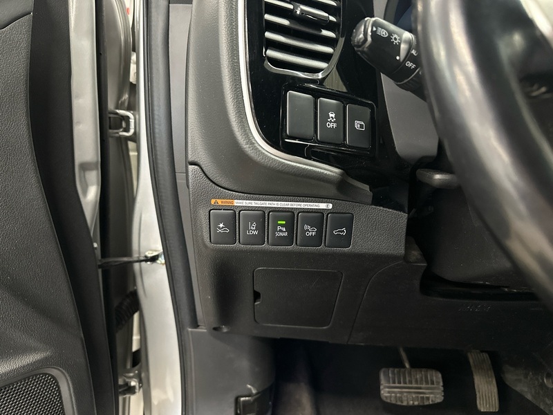 Mitsubishi Outlander PHEV vaihtoauto