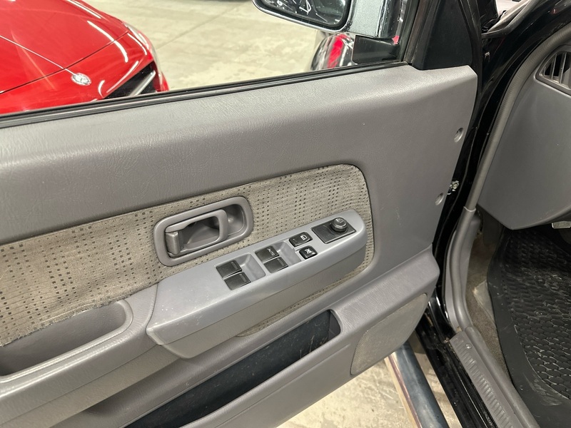 Nissan Navara vaihtoauto