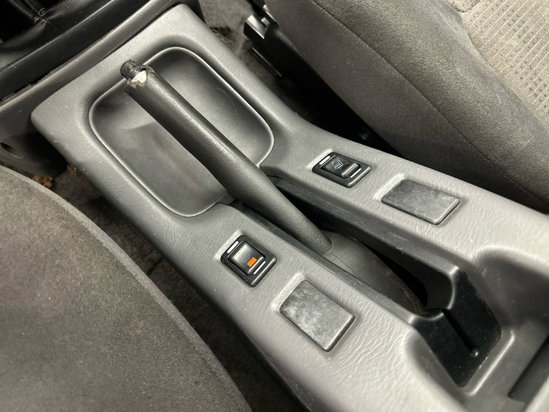 Nissan Navara vaihtoauto