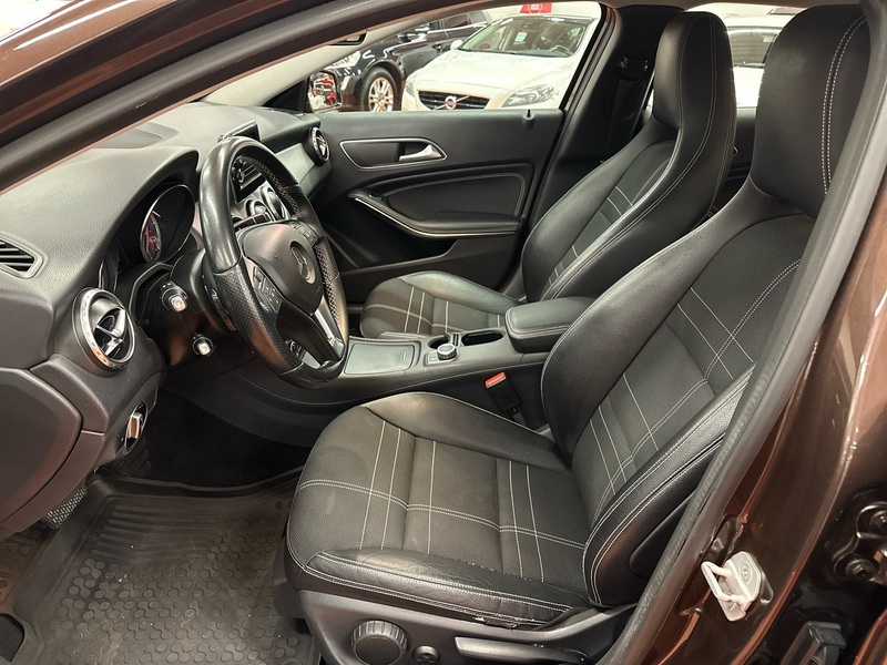 Mercedes-Benz GLA vaihtoauto