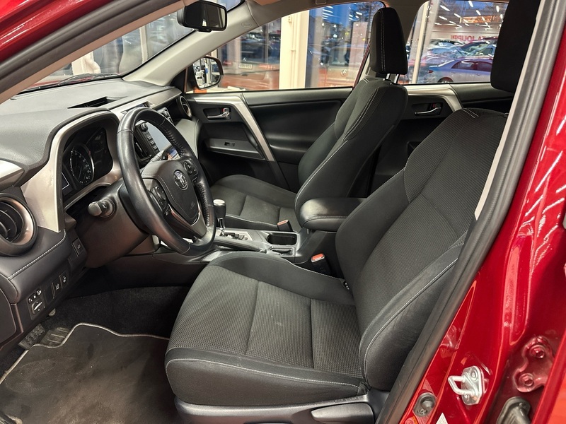 Toyota RAV4 vaihtoauto