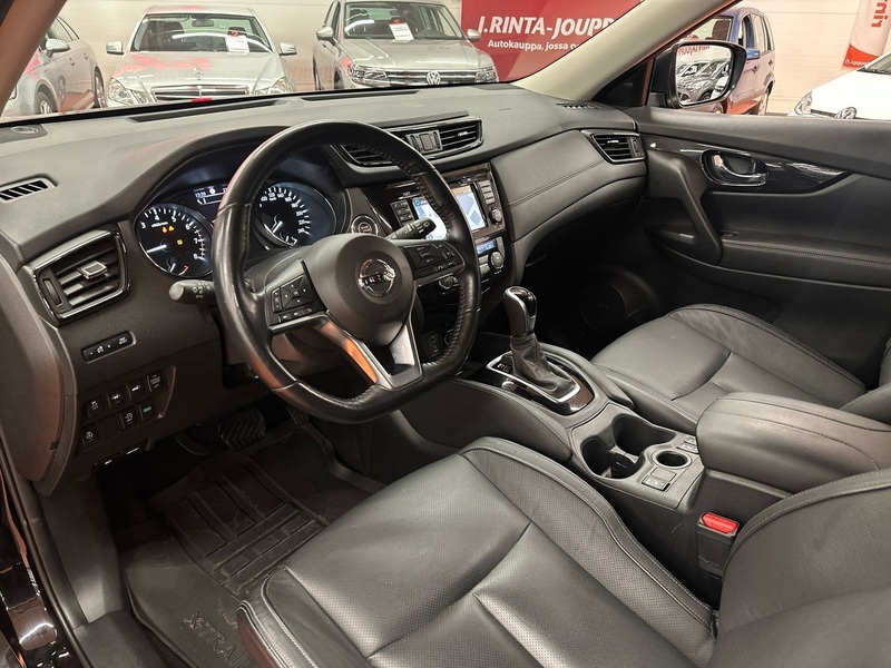 Nissan X-Trail vaihtoauto