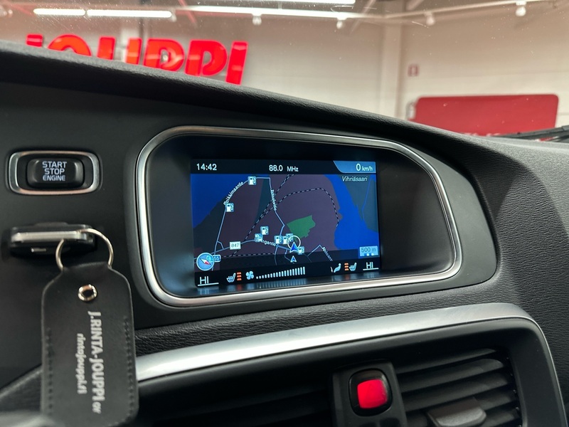 Volvo V40 Cross Country vaihtoauto