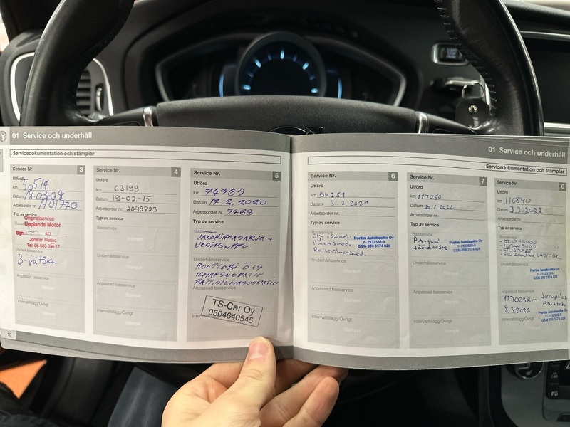 Volvo V40 Cross Country vaihtoauto