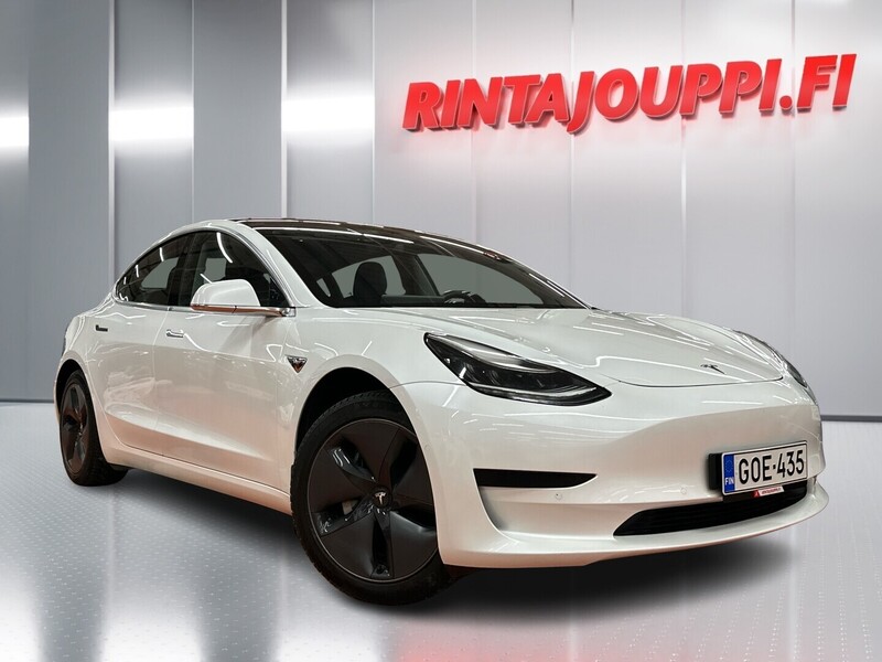 Tesla Model 3 vaihtoauto