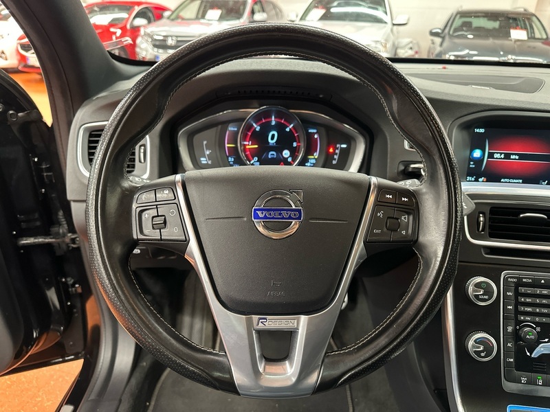 Volvo V60 vaihtoauto