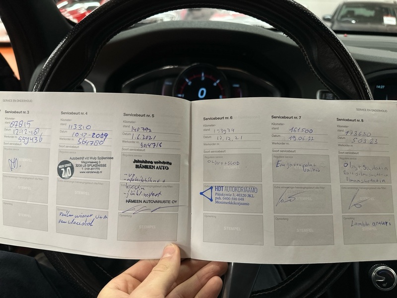 Volvo V60 vaihtoauto