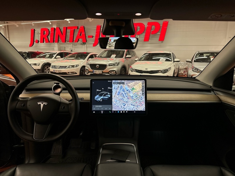 Tesla Model Y vaihtoauto