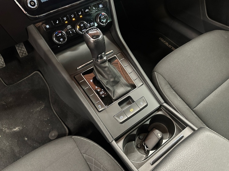 Skoda Superb vaihtoauto