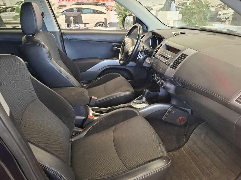 Mitsubishi Outlander vaihtoauto