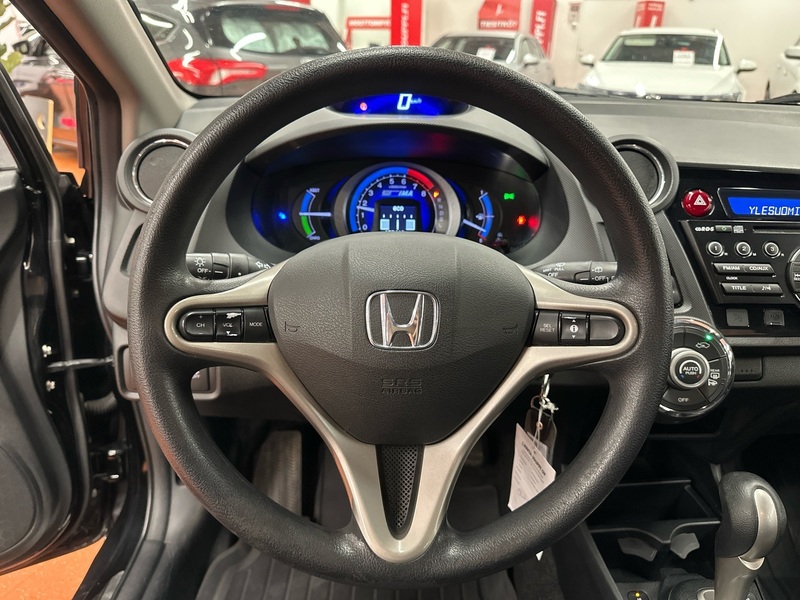 Honda Insight vaihtoauto