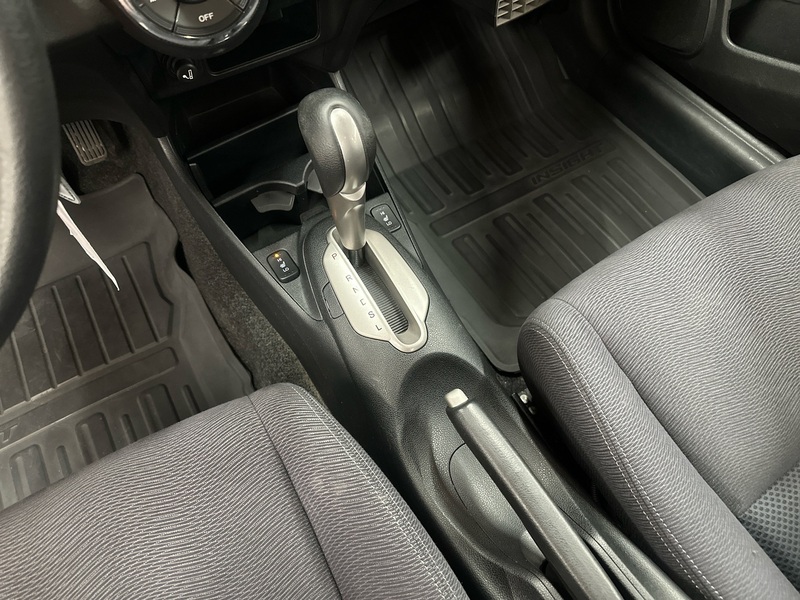 Honda Insight vaihtoauto