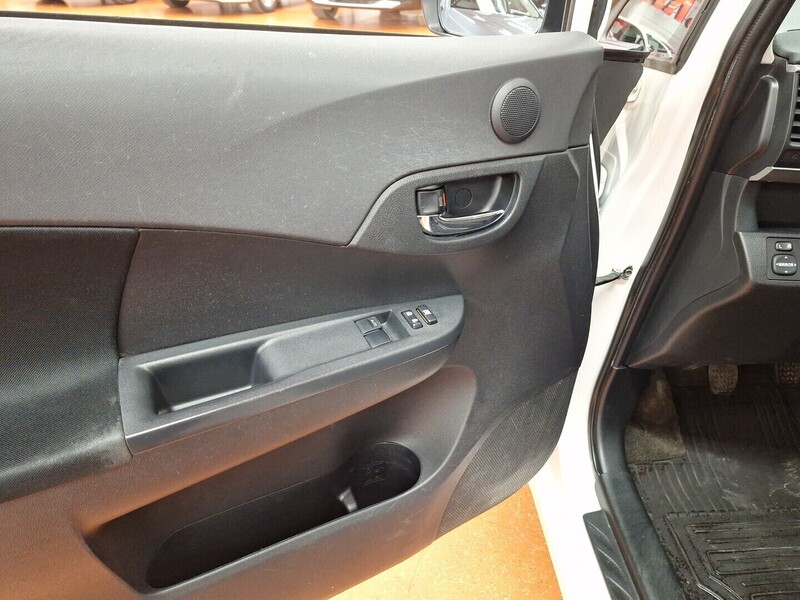 Toyota Verso-S vaihtoauto