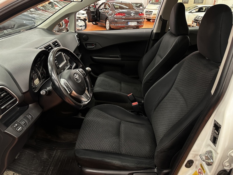 Toyota Verso-S vaihtoauto