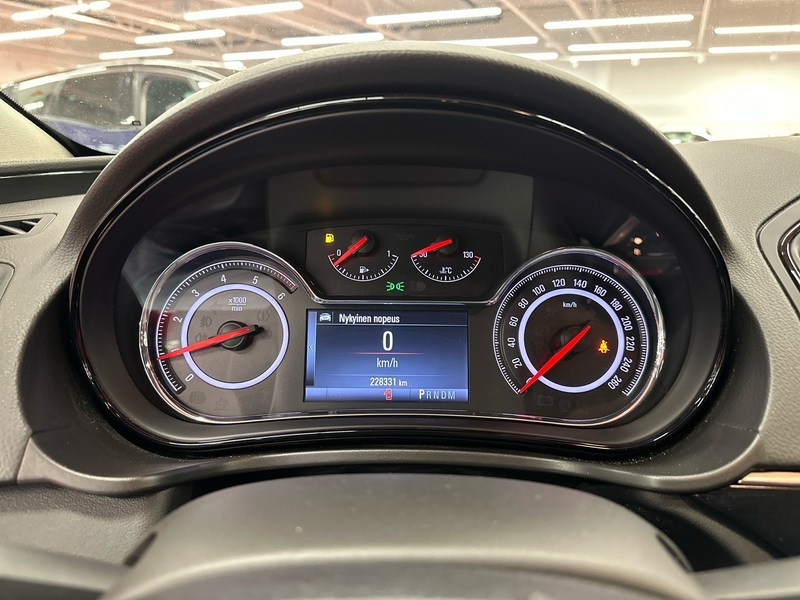 Opel Insignia vaihtoauto