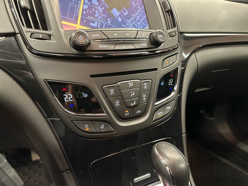 Opel Insignia vaihtoauto