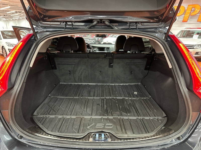 Volvo V60 Cross Country vaihtoauto