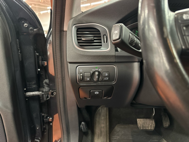 Volvo V60 Cross Country vaihtoauto