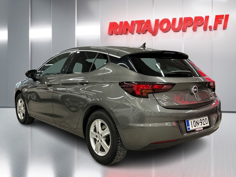 Opel Astra vaihtoauto