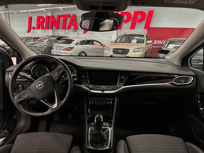 Opel Astra vaihtoauto