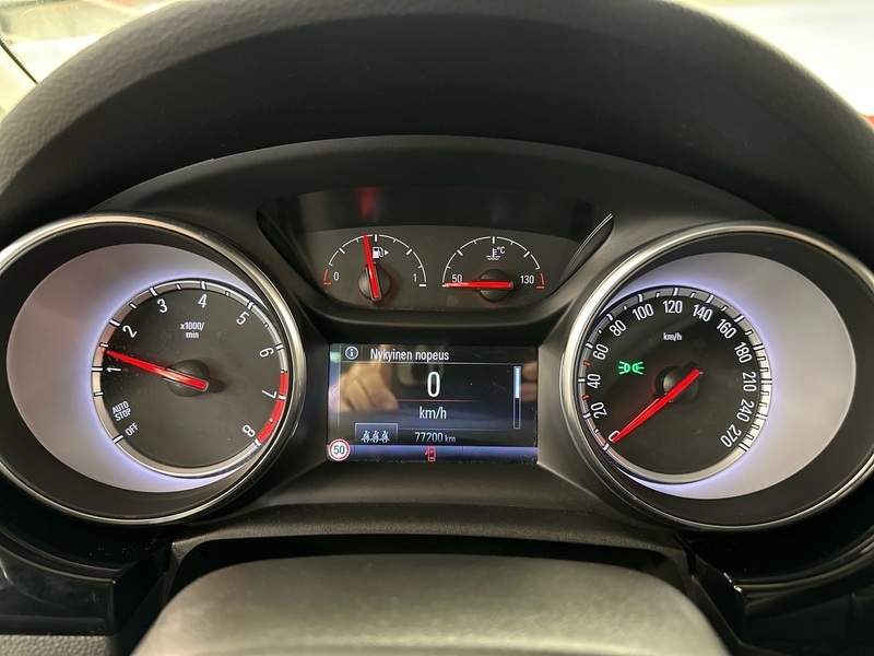 Opel Astra vaihtoauto