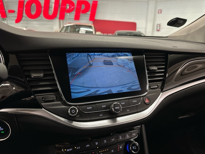 Opel Astra vaihtoauto