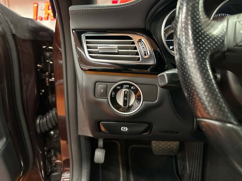 Mercedes-Benz CLS vaihtoauto