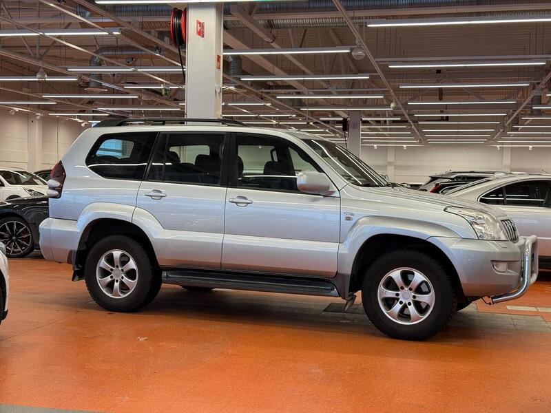 Toyota Land Cruiser vaihtoauto