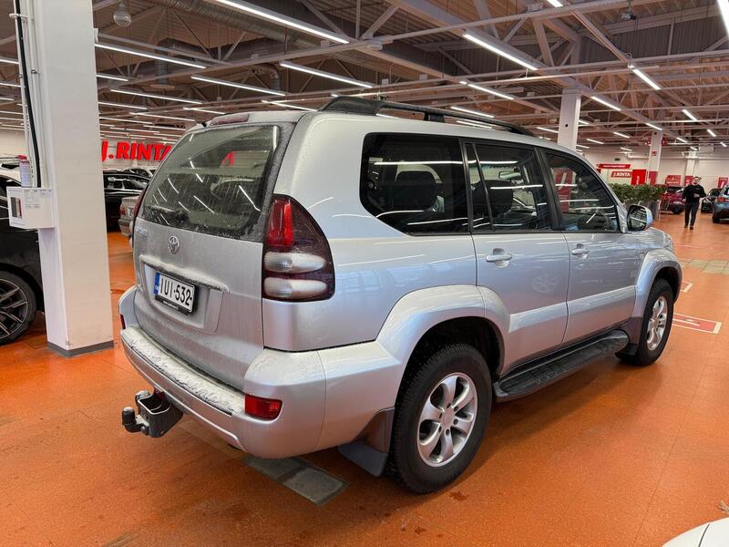 Toyota Land Cruiser vaihtoauto
