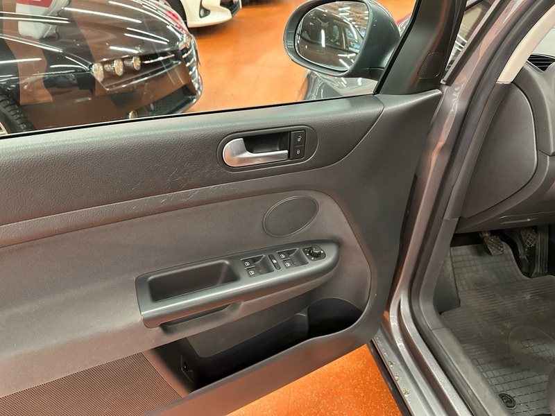 Volkswagen Golf Plus vaihtoauto