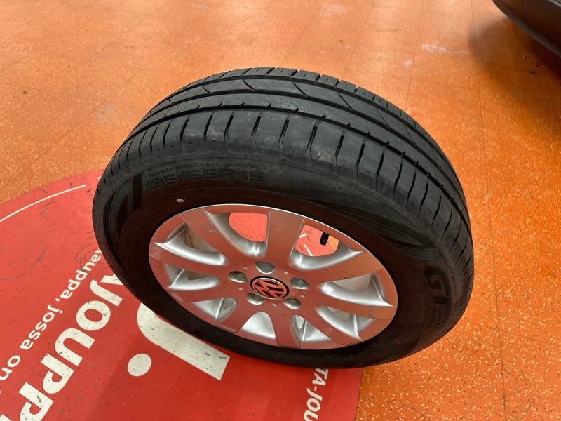 Volkswagen Golf Plus vaihtoauto