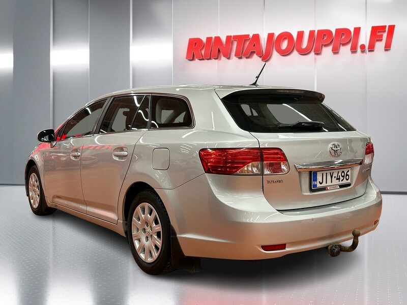 Toyota Avensis vaihtoauto