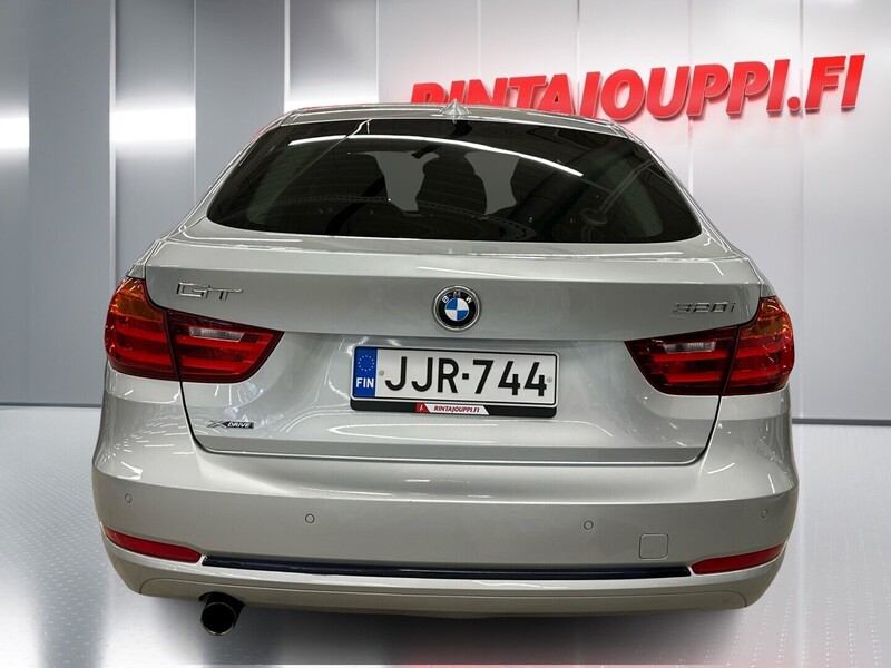 BMW 320 vaihtoauto