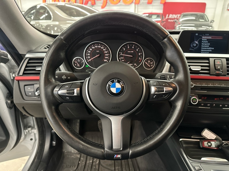 BMW 320 vaihtoauto