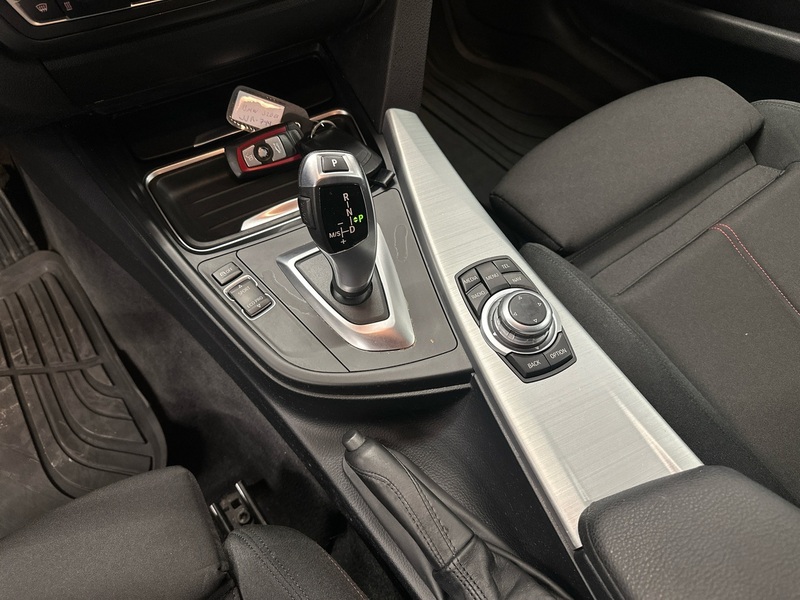 BMW 320 vaihtoauto