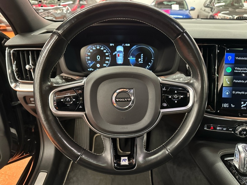 Volvo V60 vaihtoauto