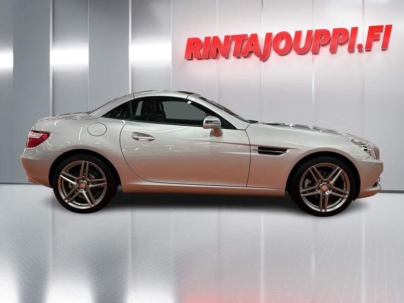 Mercedes-Benz SLK vaihtoauto