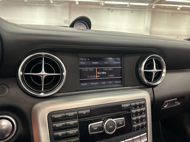 Mercedes-Benz SLK vaihtoauto