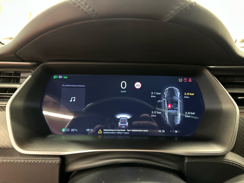 Tesla Model S vaihtoauto