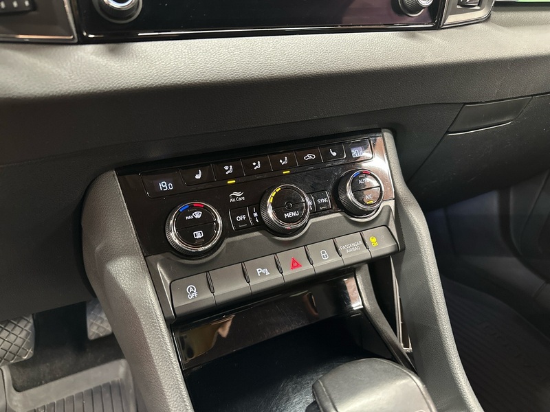 Skoda Karoq vaihtoauto