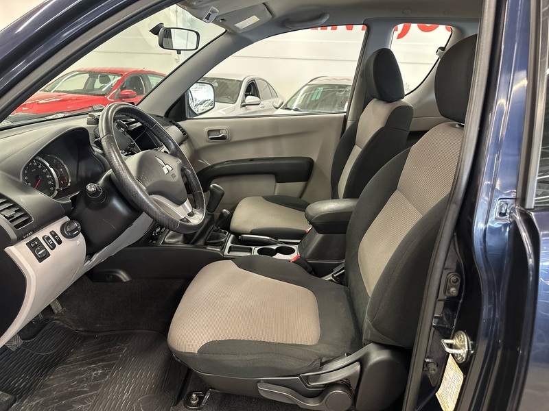 Mitsubishi L200 vaihtoauto