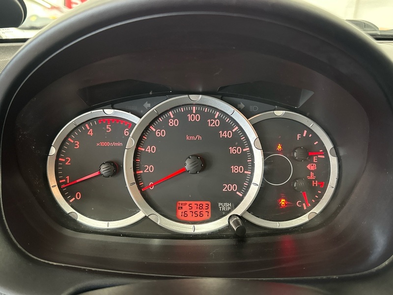 Mitsubishi L200 vaihtoauto