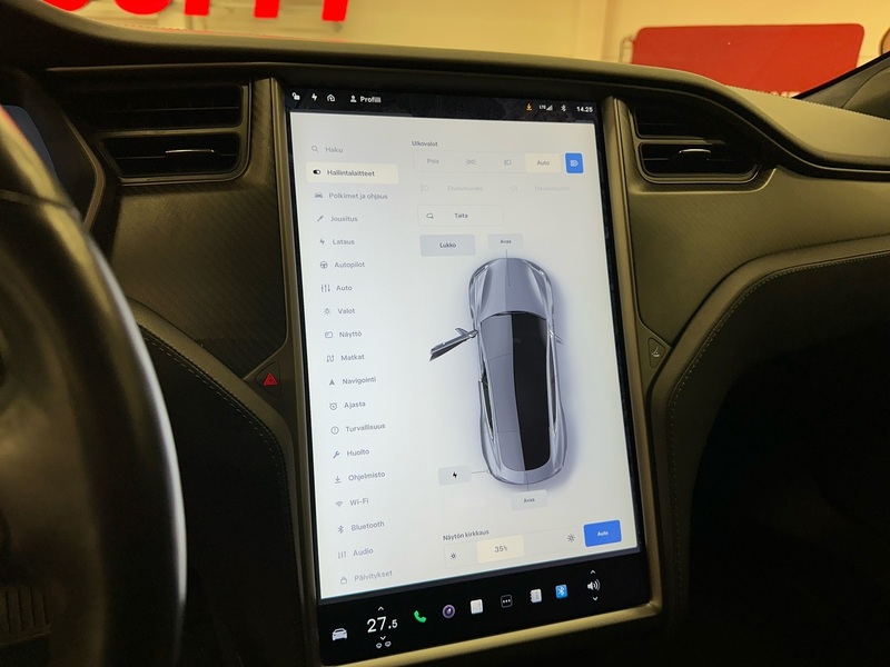 Tesla Model S vaihtoauto