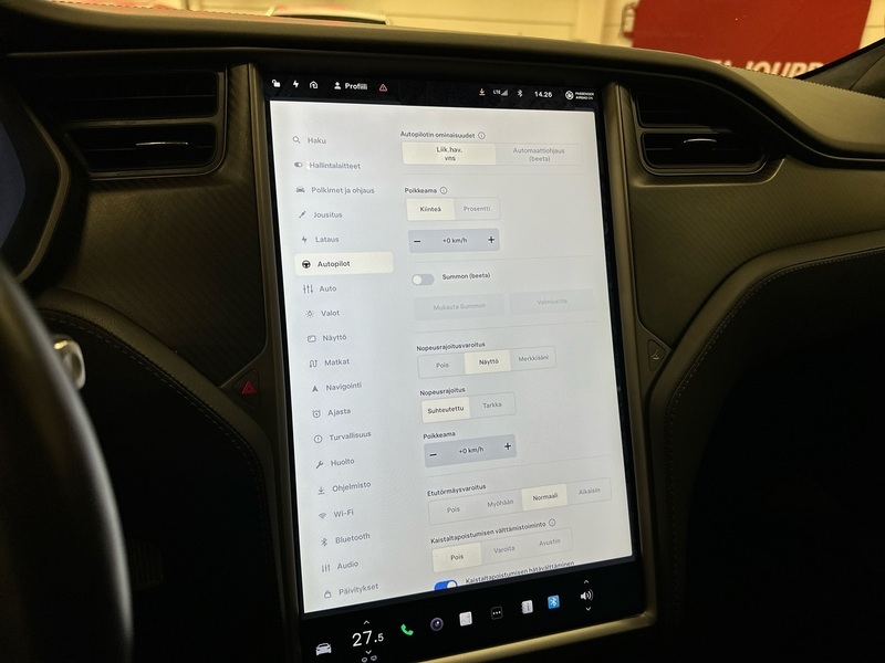 Tesla Model S vaihtoauto