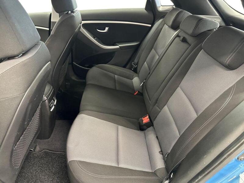 Hyundai i30 5d vaihtoauto