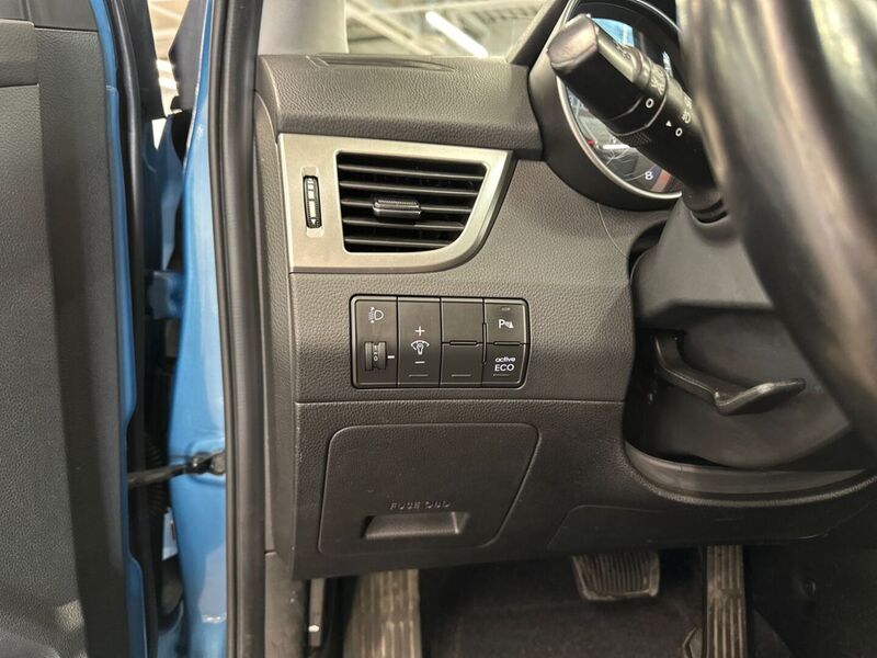 Hyundai i30 5d vaihtoauto