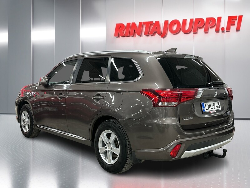 Mitsubishi Outlander PHEV vaihtoauto