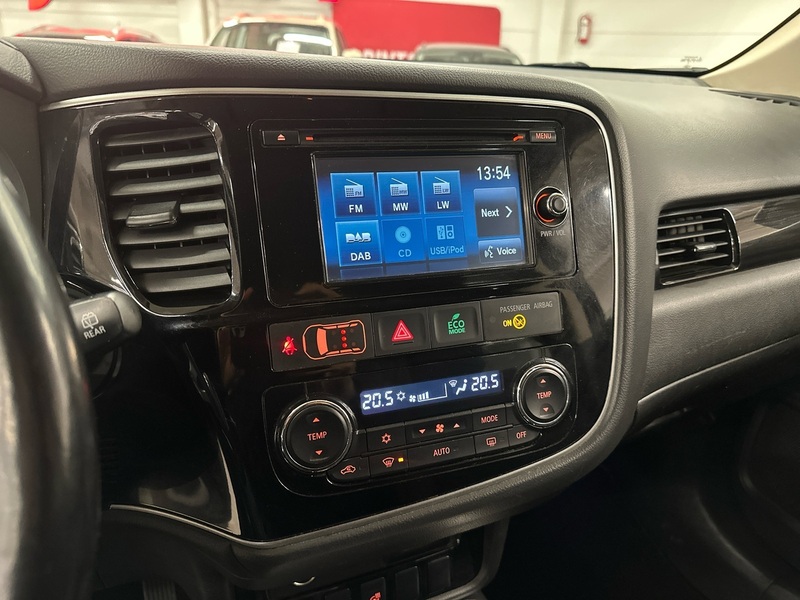 Mitsubishi Outlander PHEV vaihtoauto