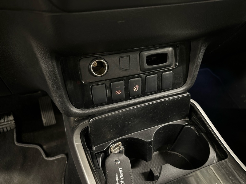 Mitsubishi Outlander PHEV vaihtoauto